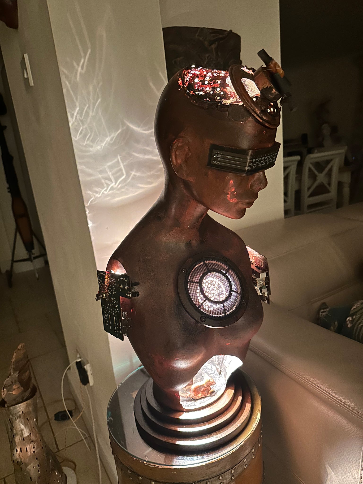 The Mouse  Radio Robot Lamp