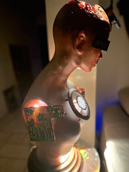The Mouse  Radio Robot Lamp